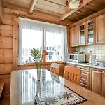 Bed & Breakfast U Justynki 3*