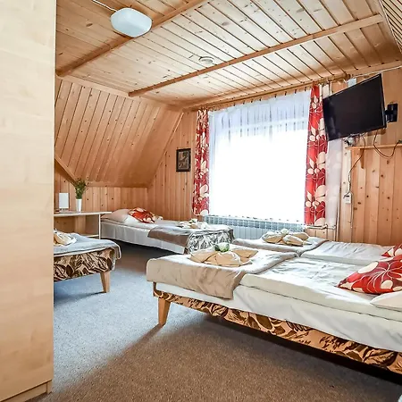 U Justynki 20 Metrow Od Wyciagu Frühstückspension Ciche Małe