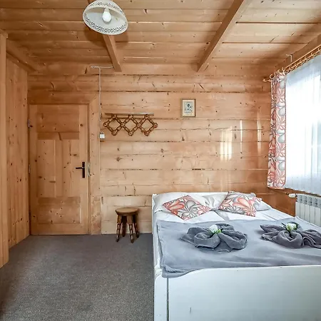 Frühstückspension U Justynki 20 Metrow Od Wyciagu Ciche Małe