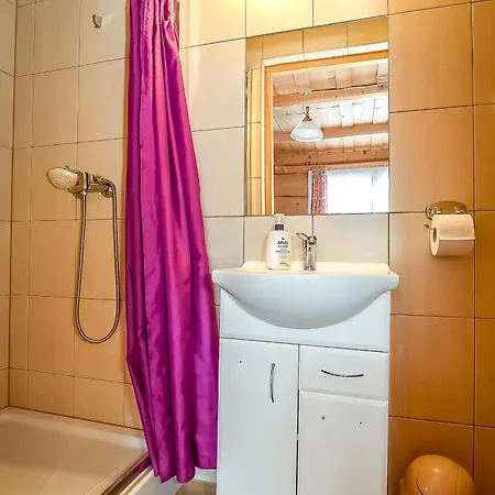 Frühstückspension U Justynki 20 Metrow Od Wyciagu Ciche Małe