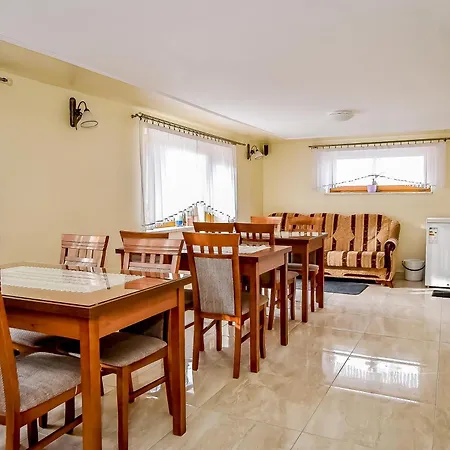 U Justynki 20 Metrow Od Wyciagu Frühstückspension Ciche Małe