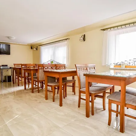 U Justynki 20 Metrow Od Wyciagu Frühstückspension