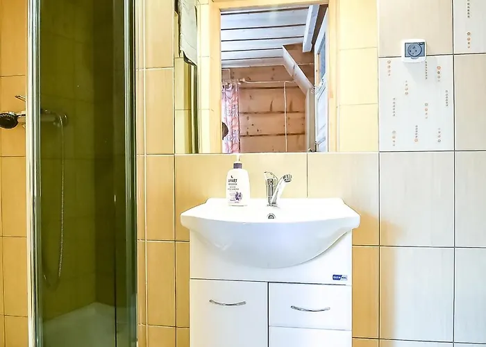 U Justynki 20 Metrów Od Wyciągu Orczykowego Alojamento de Acomodação e Pequeno-almoço Ciche Małe