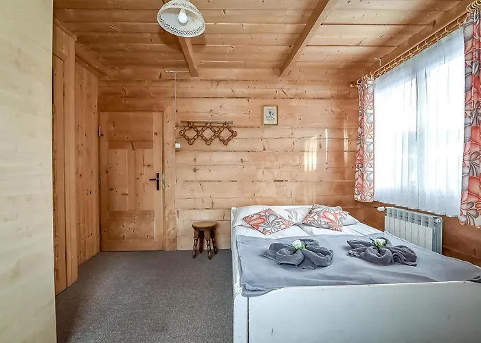 Alojamento de Acomodação e Pequeno-almoço U Justynki 20 Metrów Od Wyciągu Orczykowego Ciche Małe