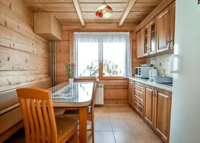 U Justynki 20 Metrów Od Wyciągu Orczykowego Ciche Małe